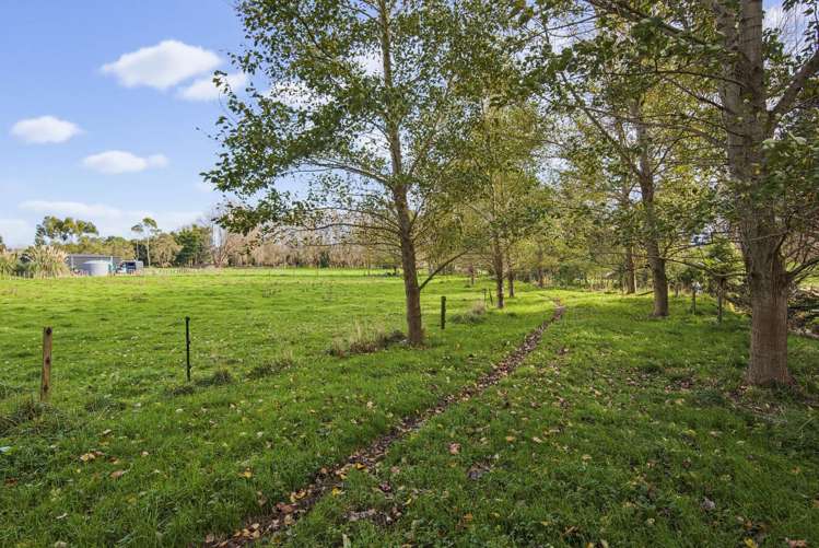 36 Painua Road Hokio Beach_16