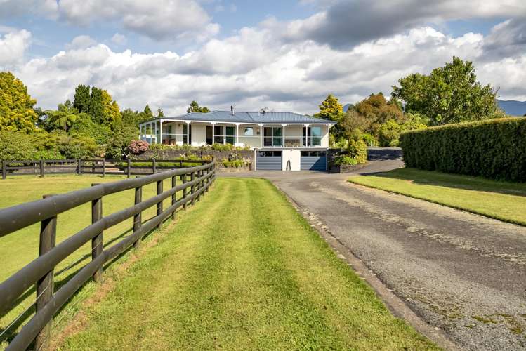 911 Plymouth Road Koru_47