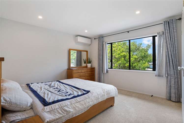 2/2 Armoy Drive East Tamaki_10