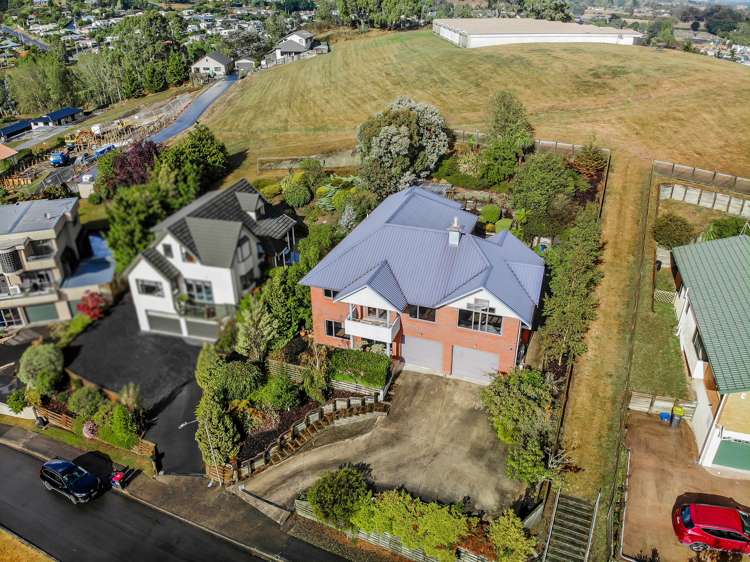27 Joe Brown Avenue Mosgiel_25