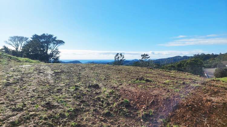 1403 Russell Road Helena Bay_10