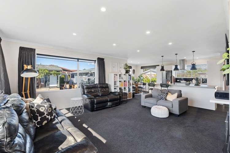 16 Lockhart Avenue Milson_12