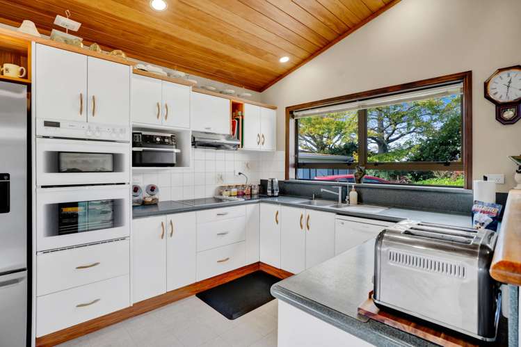 97 Manutahi Road Tarurutangi_25
