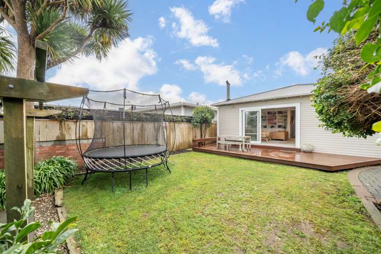 12 Ava Street Petone_20