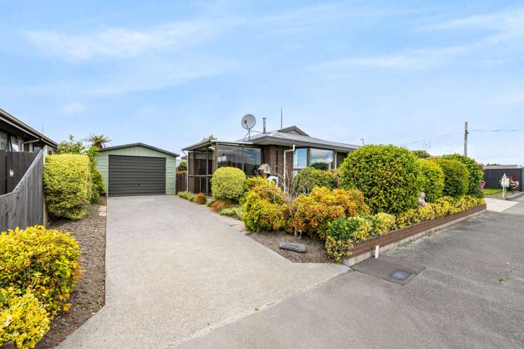 2/2 Burnridge Place Belfast_19