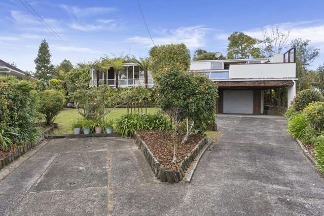 29 Highland Avenue Titirangi_4