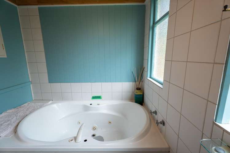 61 Greig Street Broad Bay_13