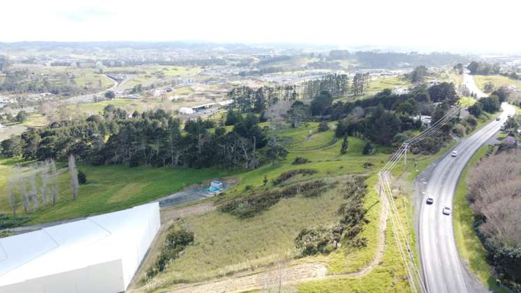 2086 East Coast Road Silverdale_5