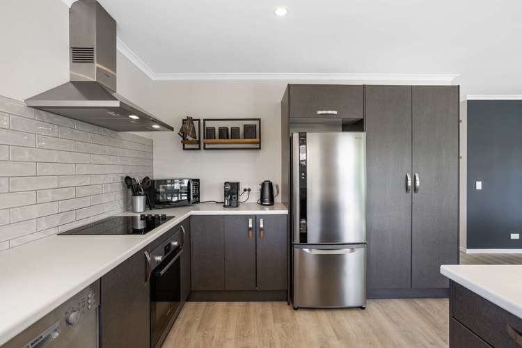 139 Rangiora Crescent Matarangi_5