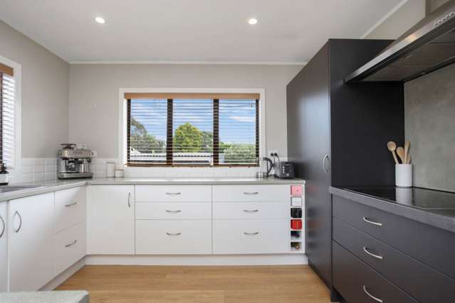 1/90 Rosier Road Glen Eden_2