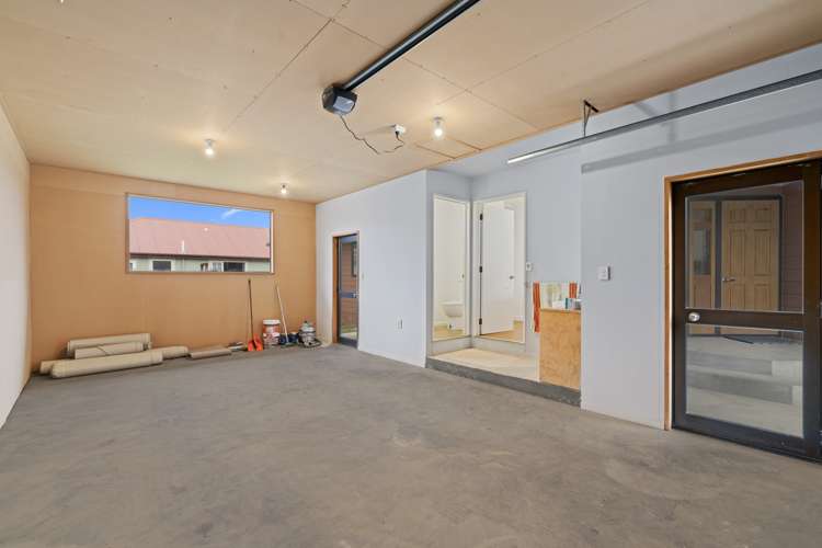 76 Barry Avenue Cromwell_16