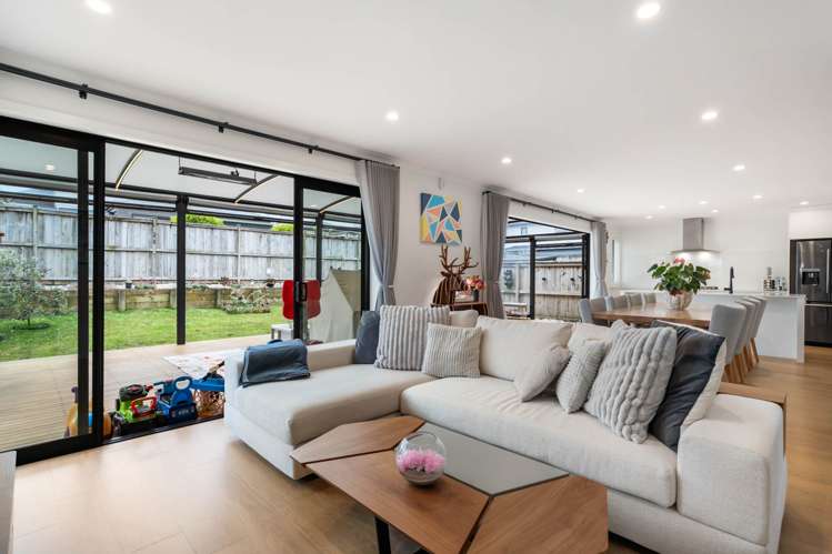 3 Yulia Road Flat Bush_13