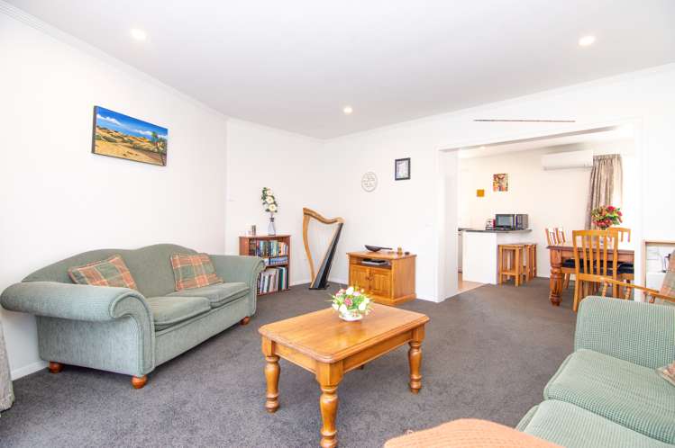 5 Sefton Avenue Highbury_8