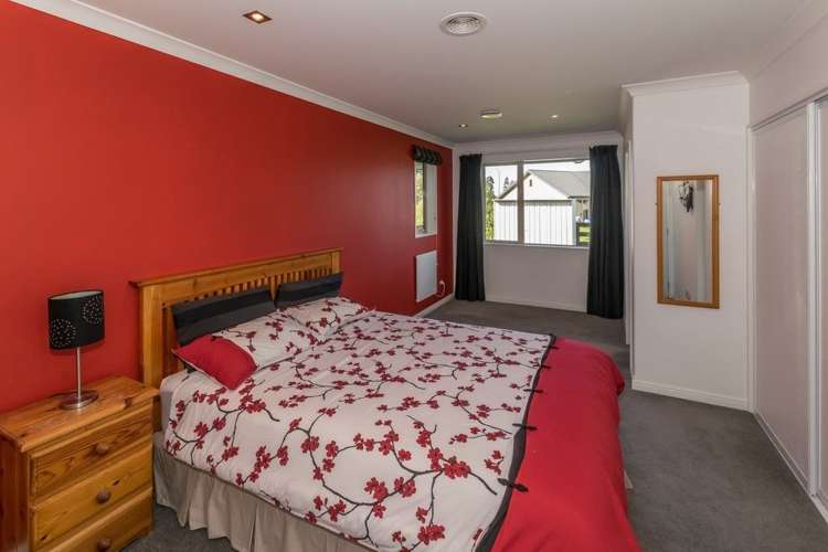 3 Elm Grove Amberley_9