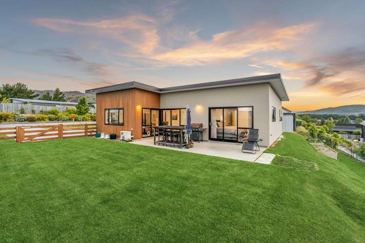 5 Sarges Way Lake Hawea_2