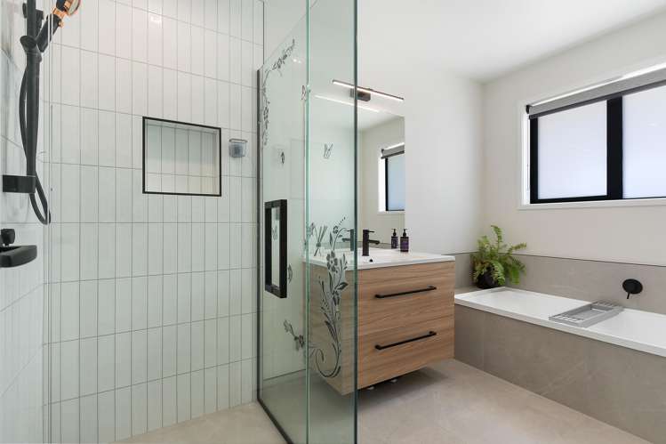 7 Viv Green Place Pokeno_13