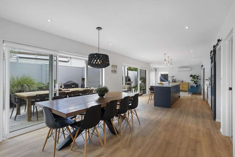 20a Rewarewa Road Te Atatu Peninsula_9