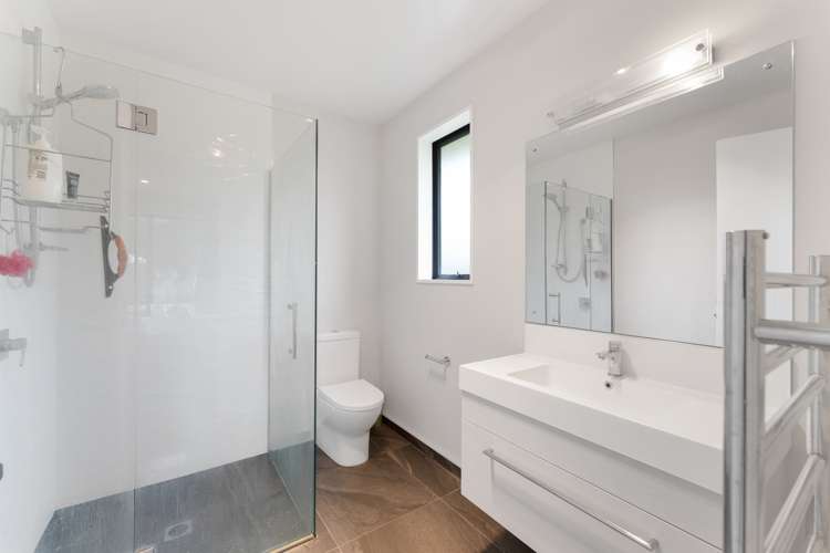 52 Sunline Avenue Lincoln_10