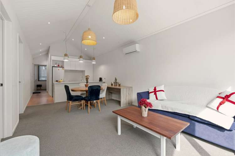 7/39 Cherry Blossom Avenue_2