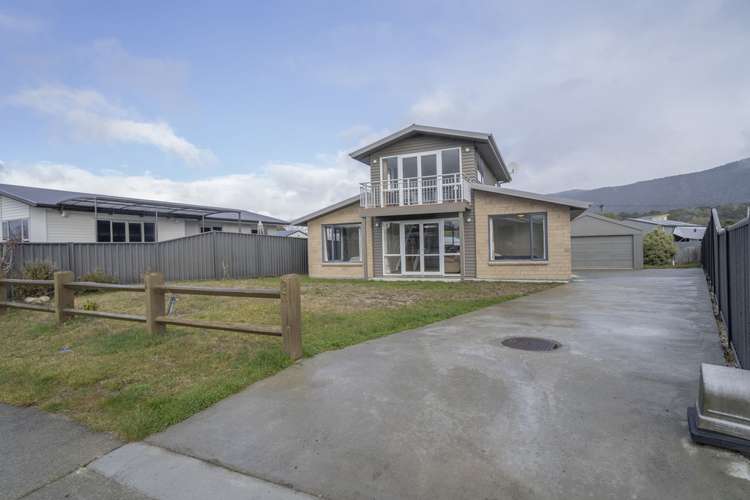 23 Motu-Au Close Manapouri_1