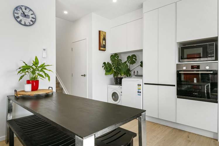 8/26 Long Bay Drive Torbay_8