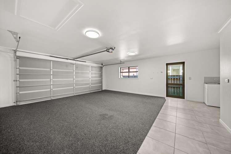 42 Fergusson Street Solway_27