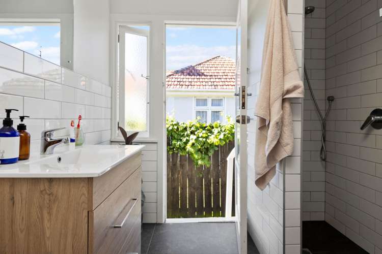 33 Parrish Road Sandringham_9