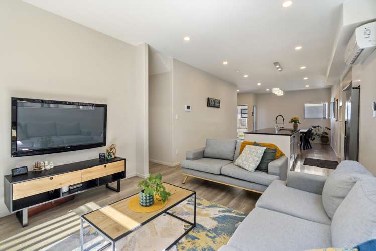 42 Waihou Crescent Albany Heights_6