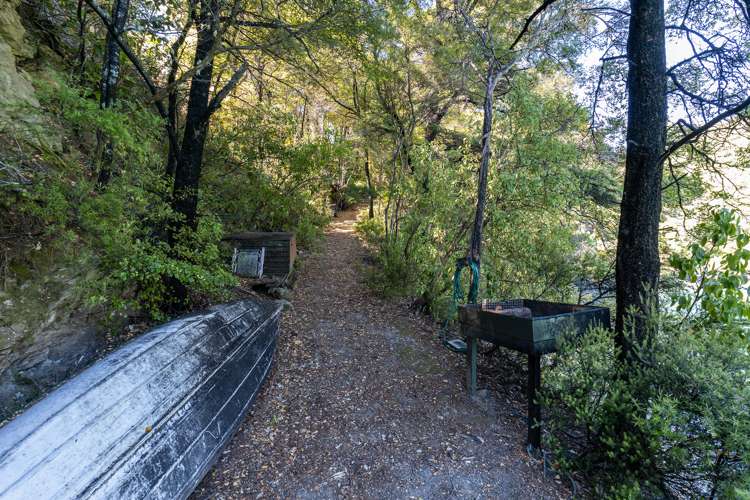 148 Te Mahia Road Kenepuru Sound_16