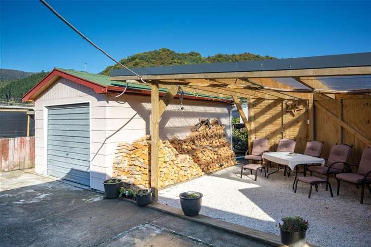 27 Oxford Street Picton_3