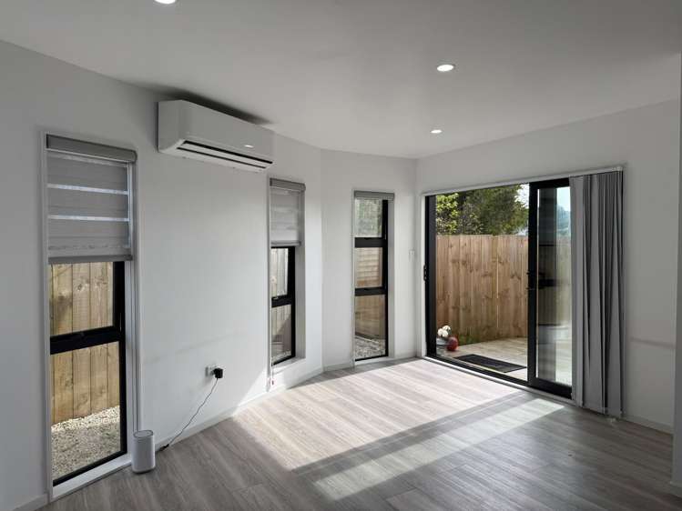 B/20 Castleford Street Green Bay_3