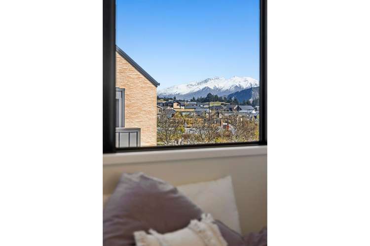 Apt 13 / 7 Northlake Drive Wanaka_10