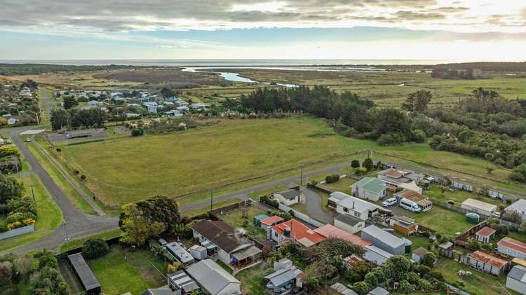 24 Nuku Street Tangimoana_19