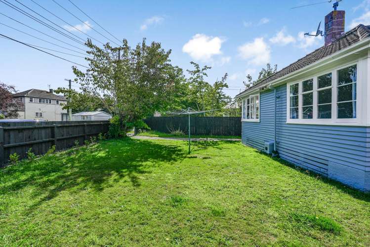 24 Pearce Crescent Taita_16