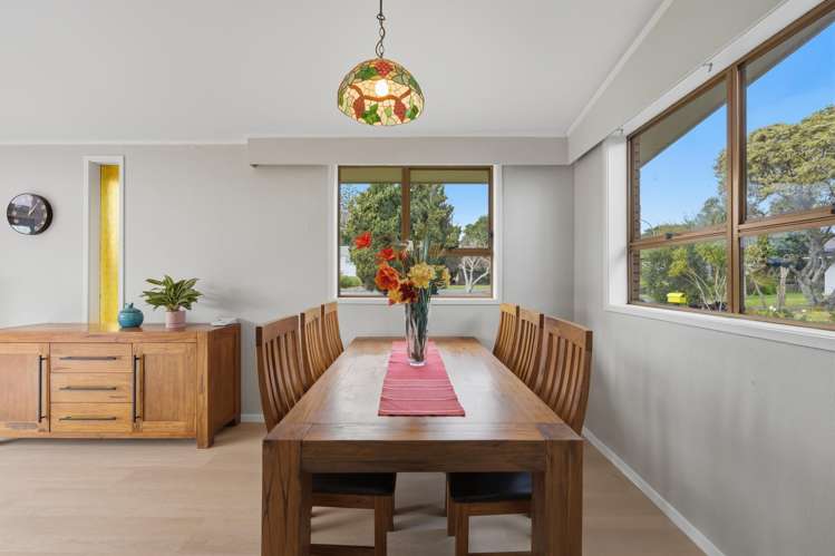9 Claresholm Place Mangere Bridge_13