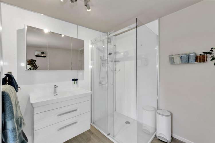 5 Seymour Street Hornby_18