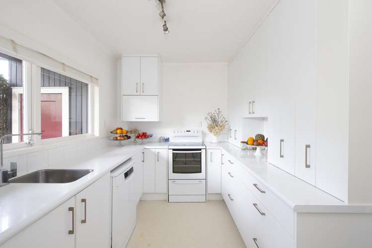 3/153 Bassett Road Remuera_8