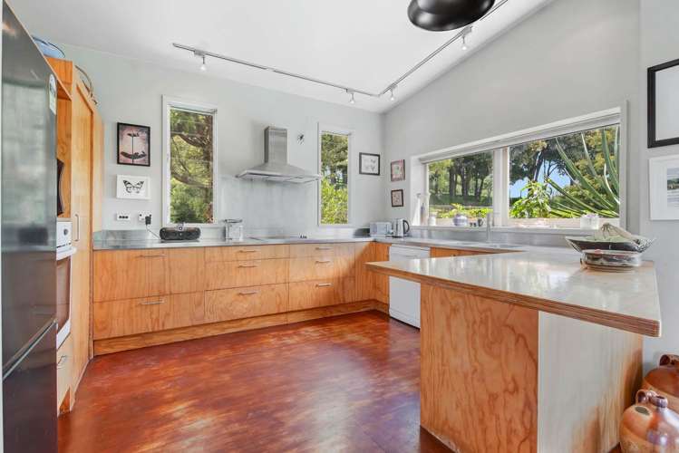 56a Kaipara Coast Highway Helensville_11