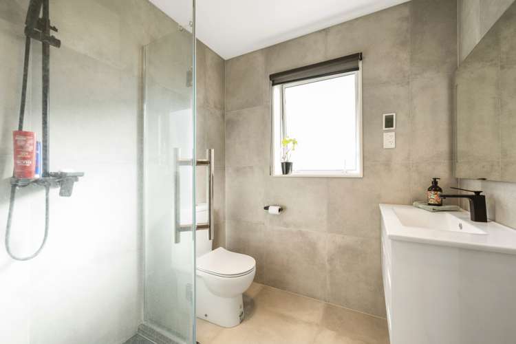 15 Koropupu Street Pukekohe_11