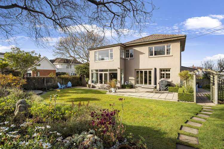8 Neidpath Road Mornington_37