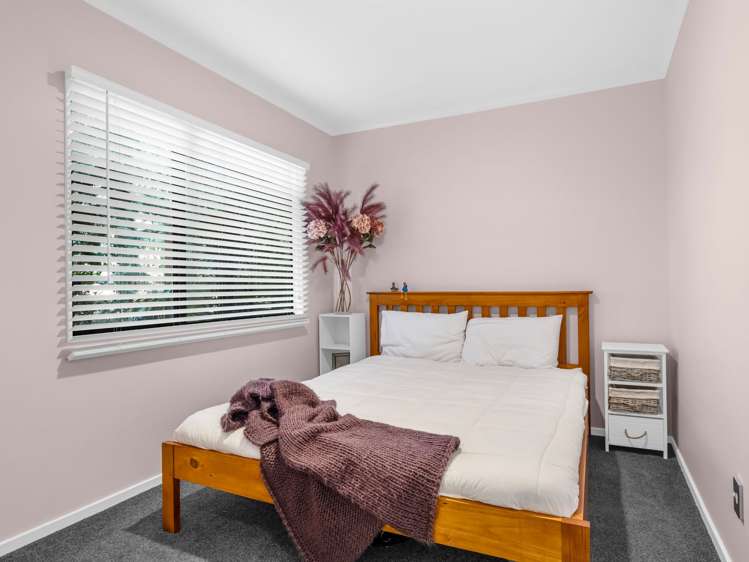 18 Cashmere Way Welcome Bay_17