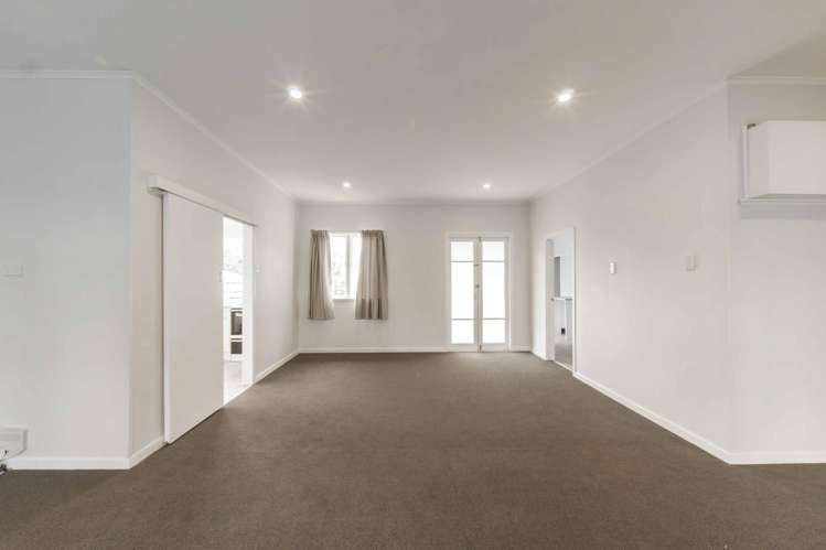 320 Te Rapa Road Beerescourt_1