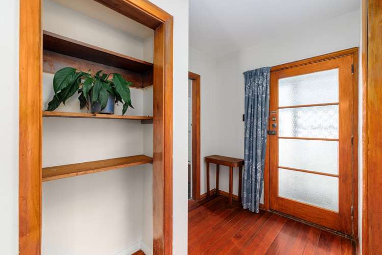 14 Wilding Street Saint Martins_11