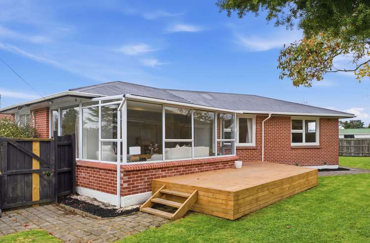 61 Golf Links Road_0