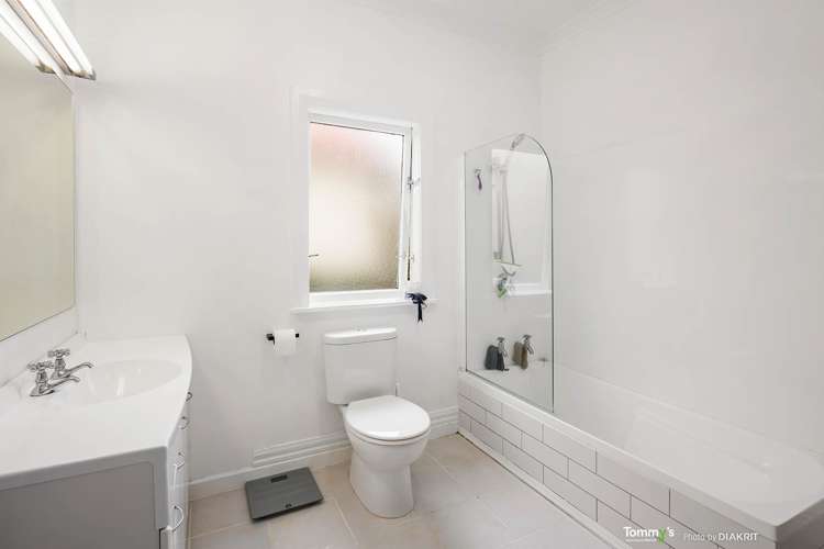 183a Sutherland Road Lyall Bay_10