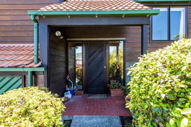 25 Thatcher Crescent Crofton Downs_1