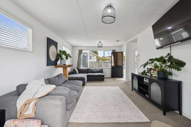 2/15 Frederick Street Two Mile Bay_2