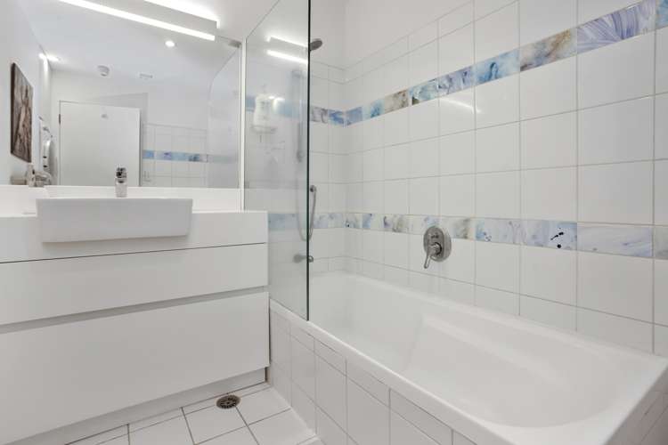 9c/11 Nicholas Street Auckland Central_16