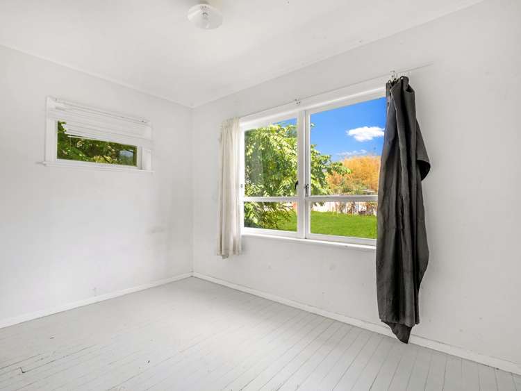 8 Cobham Street Taneatua_10