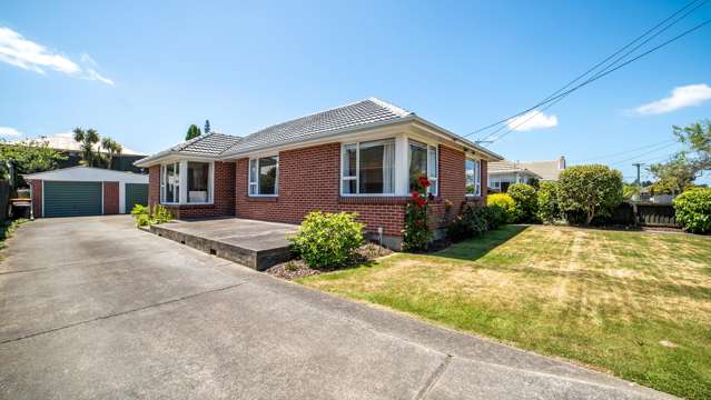 63 Vardon Crescent Shirley_2